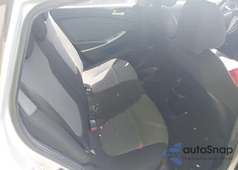 2012 Hyundai Accent Gs z USA, uszkodzony, nr VIN KMHCT5AE4CU013855